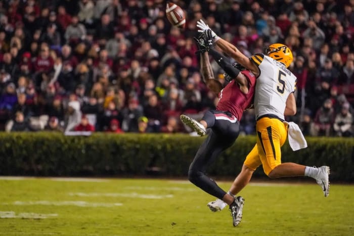 South Carolina defensive back Jaycee Horn (1) breaks up a pass to Appalachian State receiver Thomas Hennigan (5). Mandatory Credit: Jim Dedmon-USA TODAY